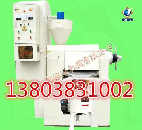 液壓榨油機(jī)中的大豆熱榨方法介紹(圖1) 榨油機(jī),液壓榨油機(jī)-鄭州企鵝糧油機(jī)械有限公司