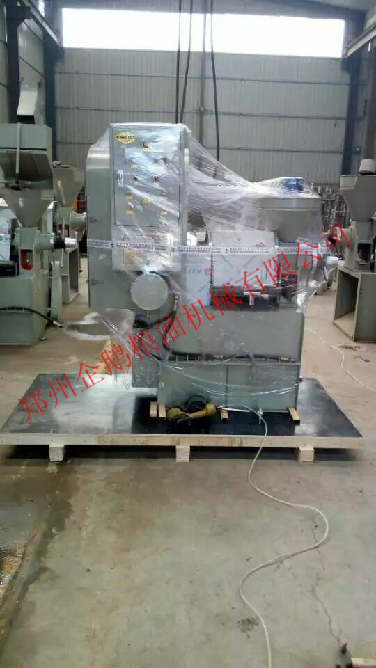 又一臺發(fā)往越南的榨油機發(fā)貨了！(圖1)